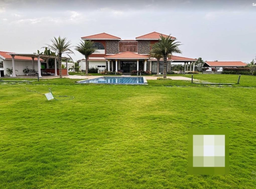Redhomex Cove Castle Villa Хайдарабад Экстерьер фото