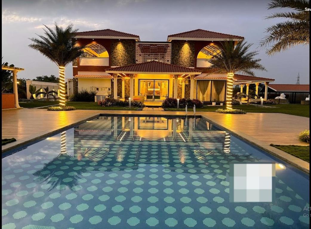 Redhomex Cove Castle Villa Хайдарабад Экстерьер фото